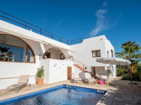 Holiday home with large private pool